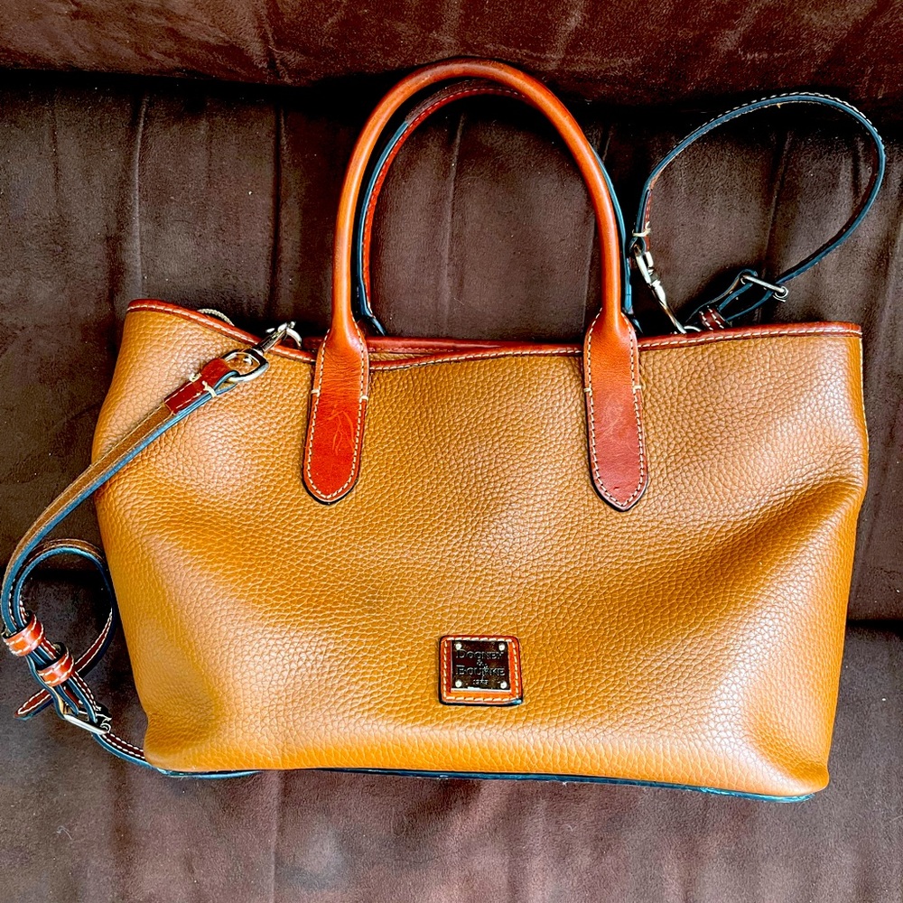 Dooney and Bourke purse
